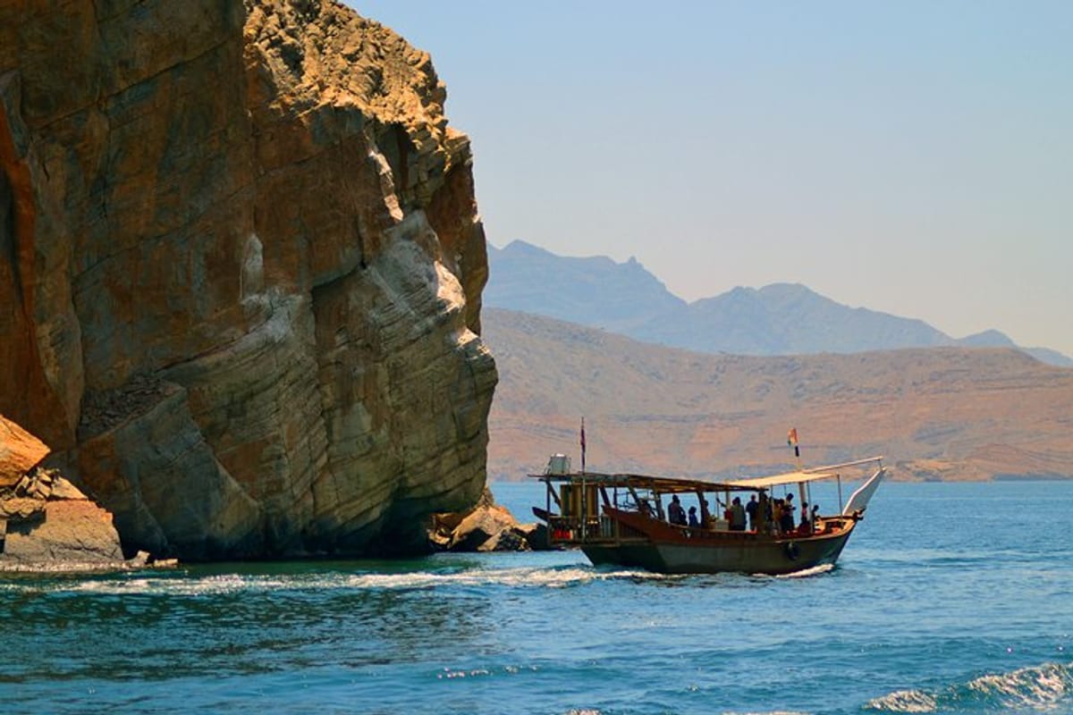 musandam-khasab-day-trip-and-dhow-cruise-from-with-transfer-from-dubai_1